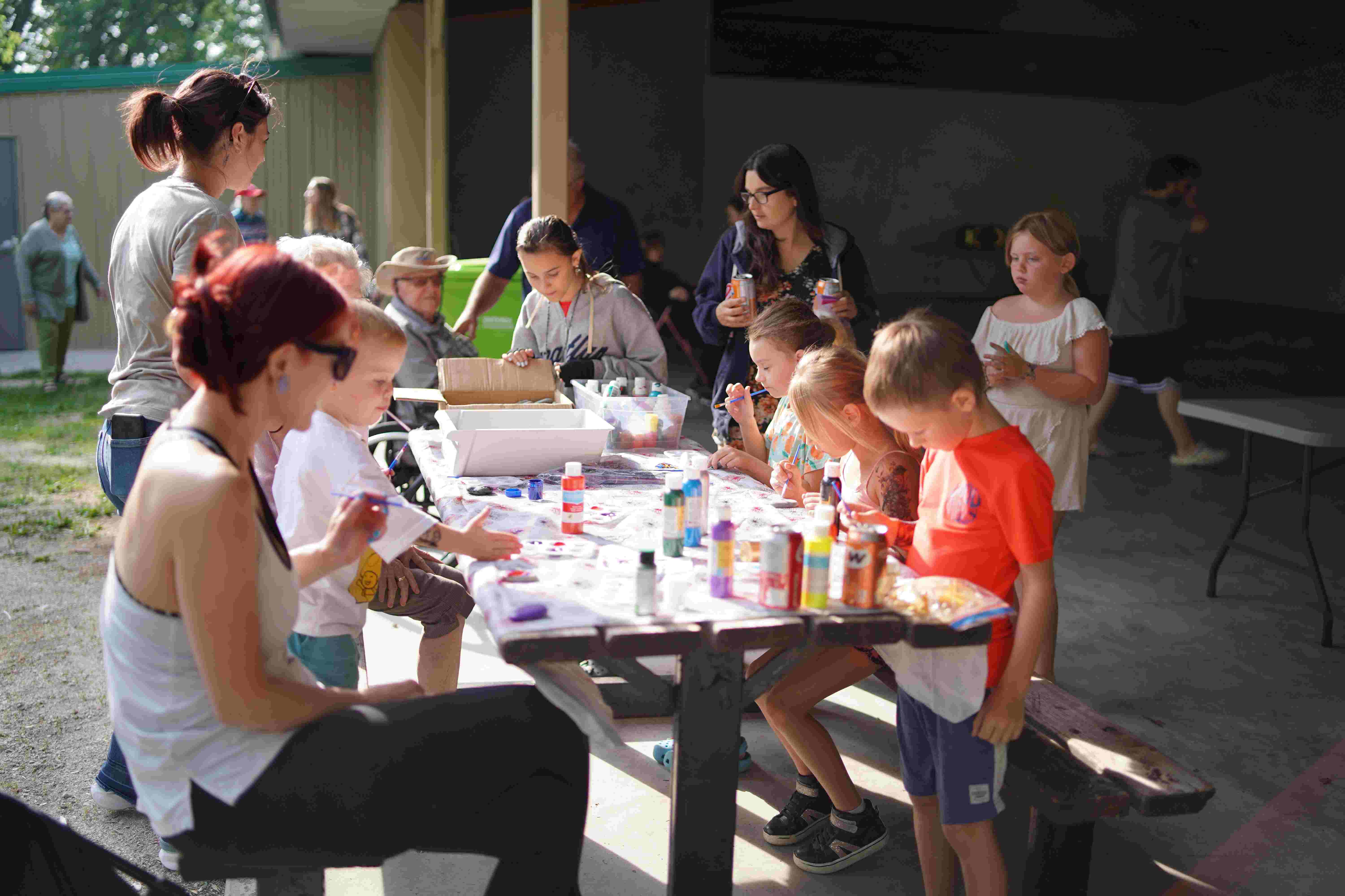 Colouring Station